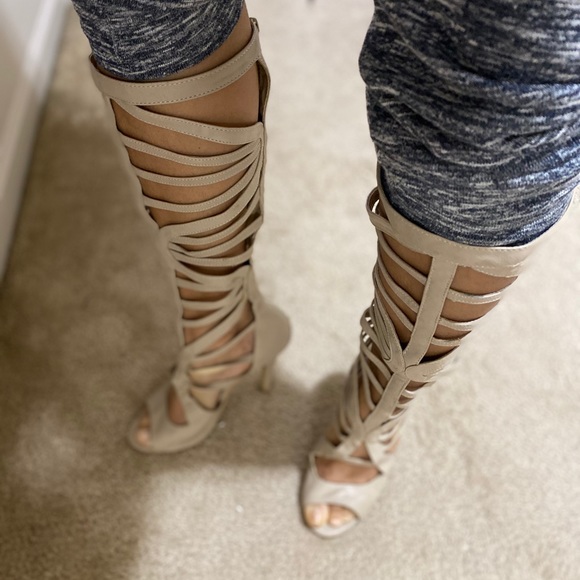 Brand New up the leg heel boots - Picture 2 of 4